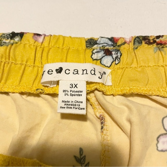 Eye Candy Floral Yellow Joggers Women’s Size 3X - Picture 6 of 15
